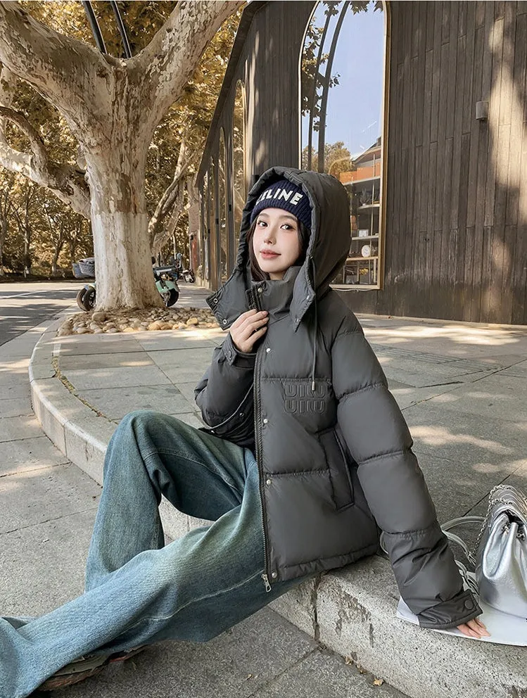 Stylish and Easy-to-Clean Hooded Padded Puffer Jacket for Women