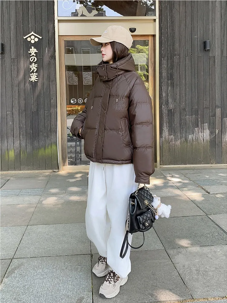 Stylish and Easy-to-Clean Hooded Padded Puffer Jacket for Women