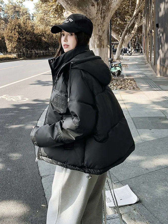 Stylish and Easy-to-Clean Hooded Padded Puffer Jacket for Women
