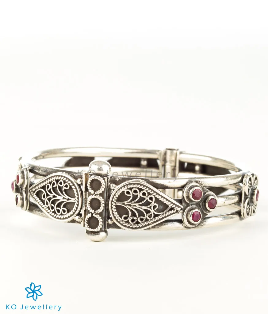 The Sarisha Silver Bracelet (Red/Size 2.6)