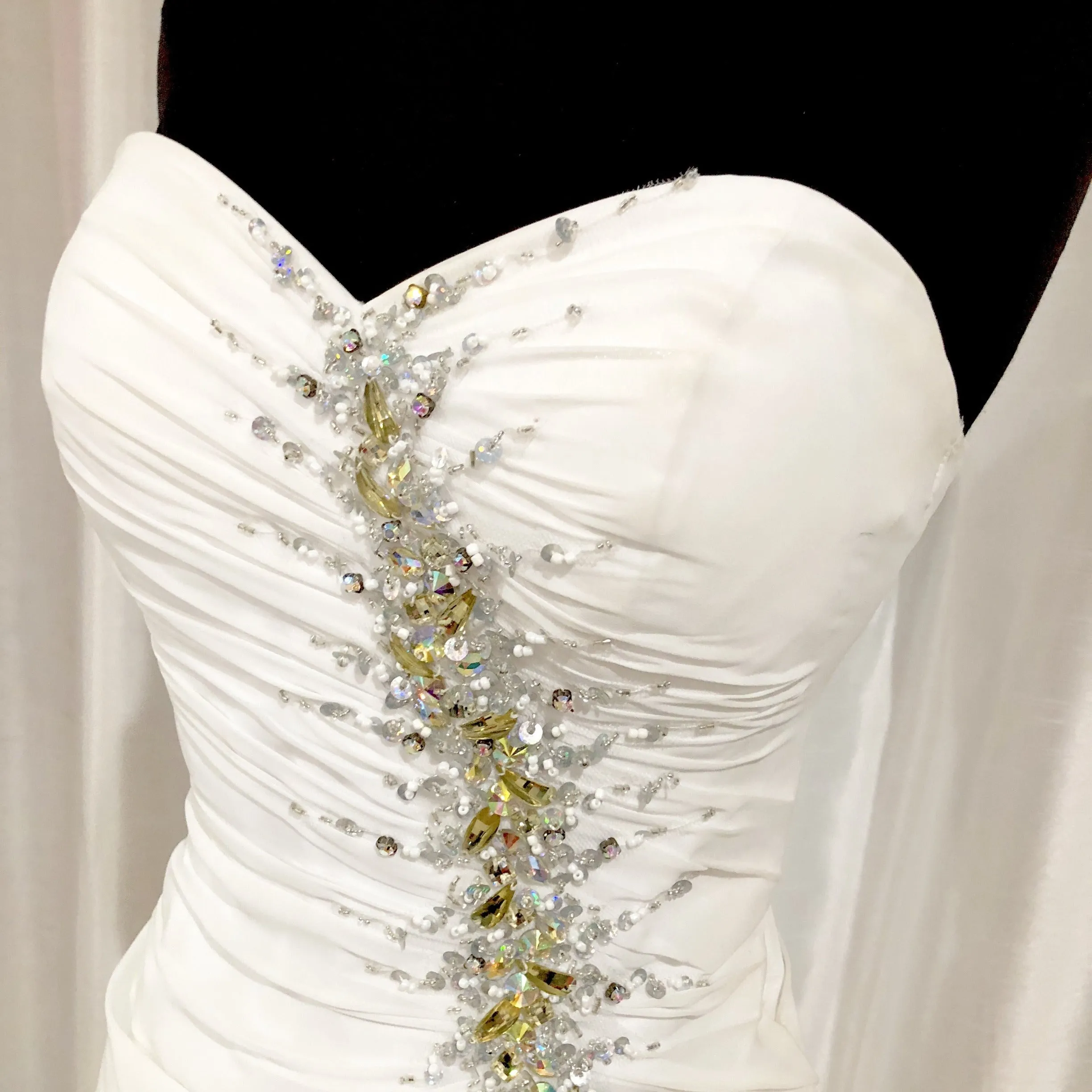 TONY BOWLS White Strapless Short Dress Size 4