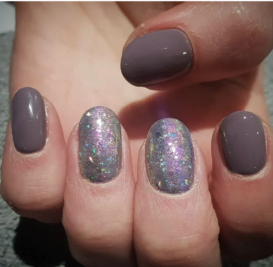 Venus Chrome Flakes
